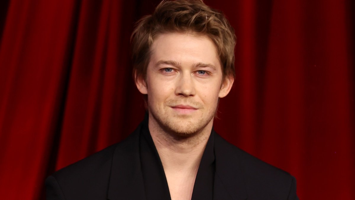 Joe Alwyn: From Billy Lynn to Grammy Winner and Private Life